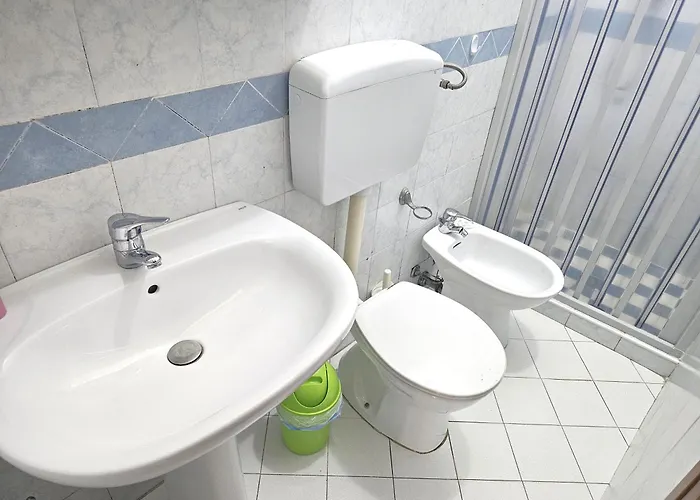 Cortile Maggiore 度假居 切法卢